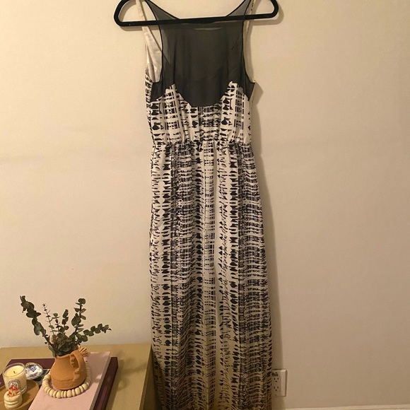 Floor length summer dress - Picture 2 of 3